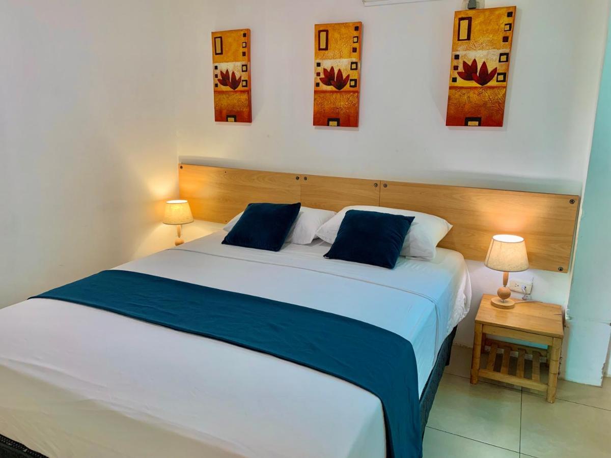 Hotel Casa Latina มันตา ภายนอก รูปภาพ
